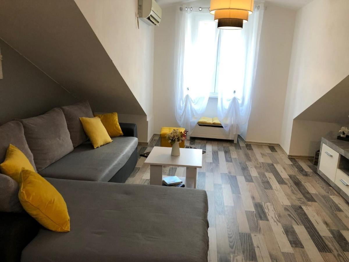 Charming Rijeka City Center Apartment Renee Εξωτερικό φωτογραφία